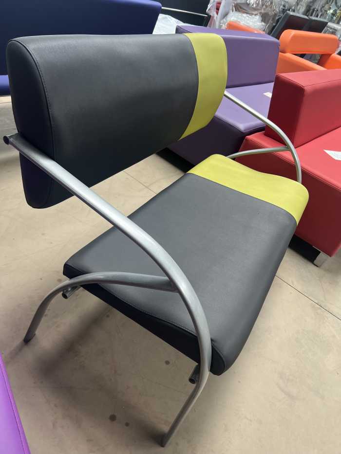 SOFA DE ESPERA MODELO 601 VERDE/NEGRO