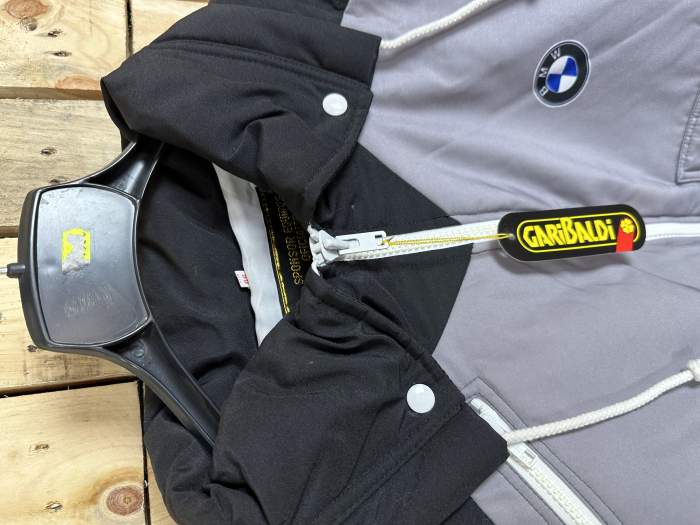 CHAQUETA T-M CASUAL BMW GREY