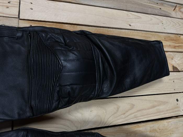 PANTALON T-XL DE CUERO PARA MOTO GARIBALDI