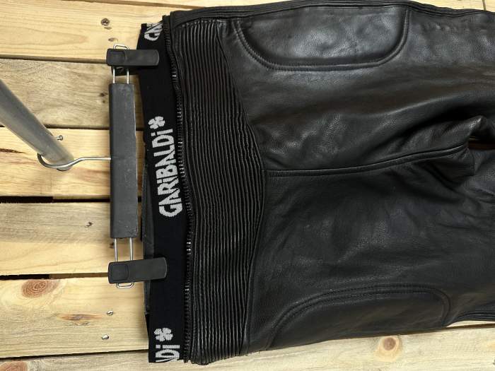 PANTALON T-XL DE CUERO PARA MOTO GARIBALDI