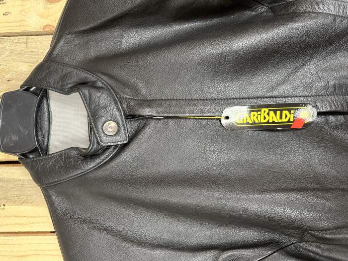 MONO T-M 2 PIEZAS GARIBALDI NEGRO