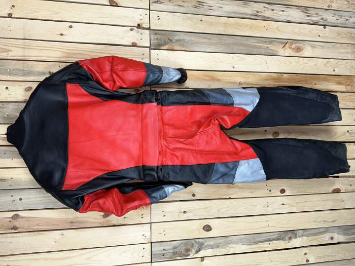 MONO T-S 2 PIEZAS COMPETICION GARIBALDI ROJO 1
