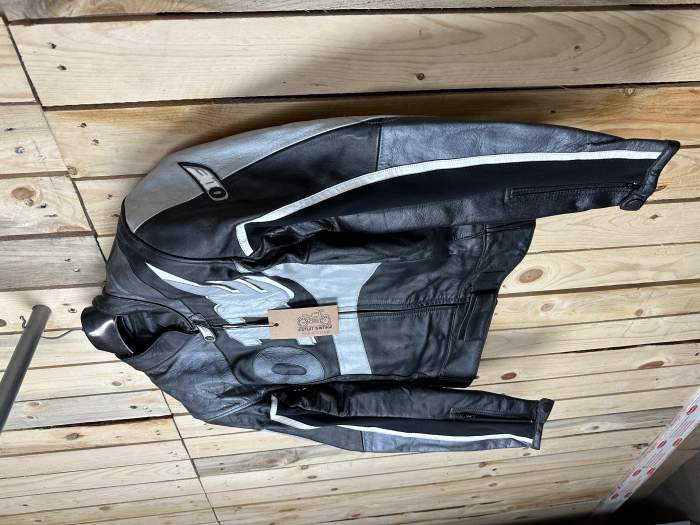 CHAQUETA T-M MUJER MOTO O1E NEGRA