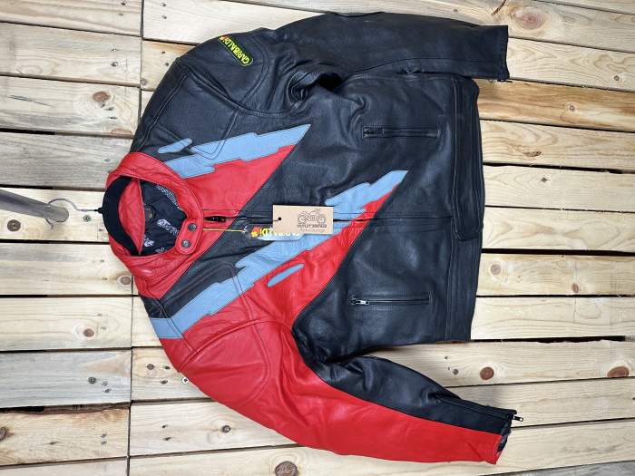 CHAQUETA T-XL MOTO GARIBALDI ROJO 56