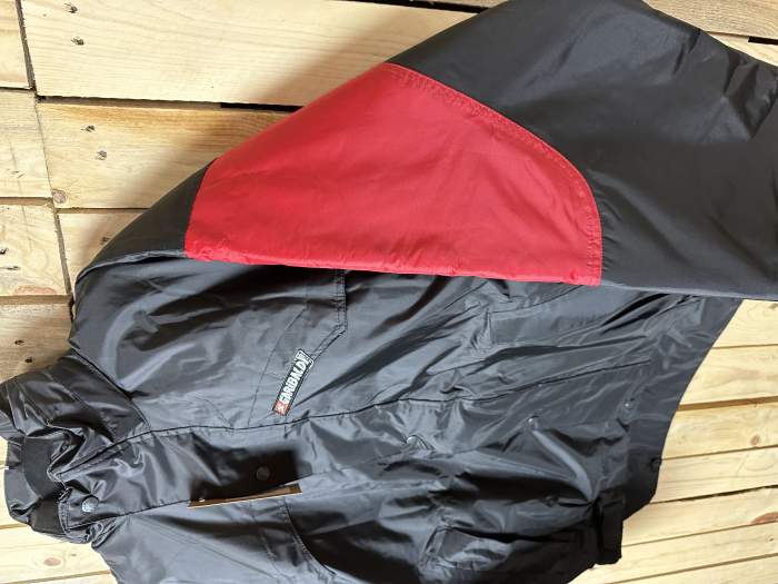 CHAQUETA T-M IMPERMEABLE TERMICO ROJO