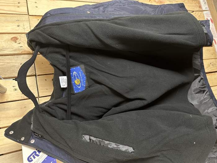 CHAQUETA T-M IMPERMEABLE VENTO AZUL 50