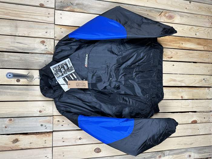 CHAQUETA T-M IMPERMEABLE GARIBALDI AZUL