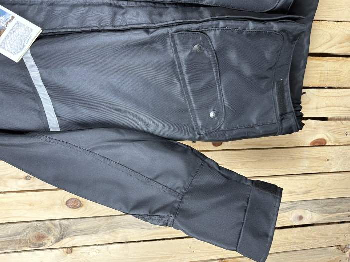 CHAQUETA T-M DE MOTO KIWI NEGRO