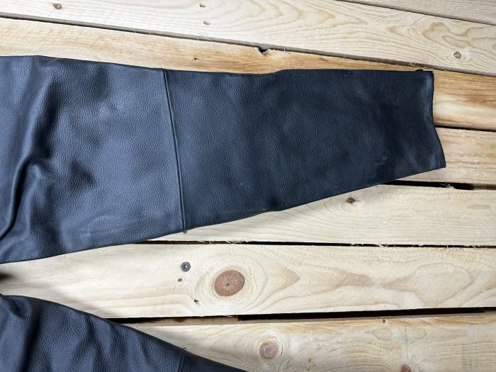 PANTALON T-S DE CUERO PARA MOTO GARIBALDI