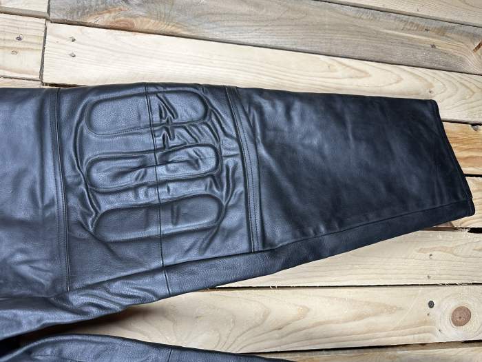 PANTALON T-3XL DE CUERO PARA MOTO GARIBALDI