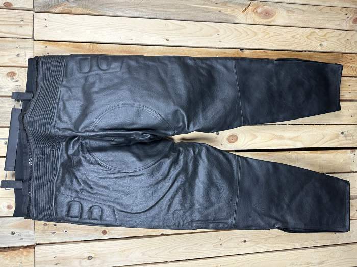 PANTALON T-L DE CUERO PARA MOTO GARIBALDI
