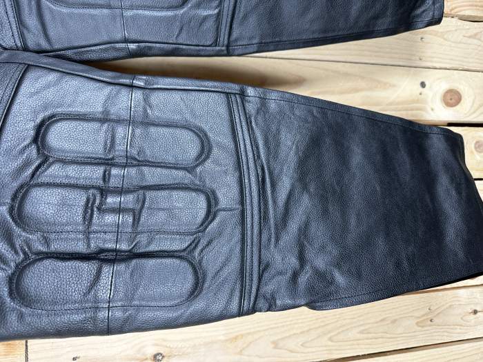 PANTALON T-2XL DE CUERO PARA MOTO GARIBALDI
