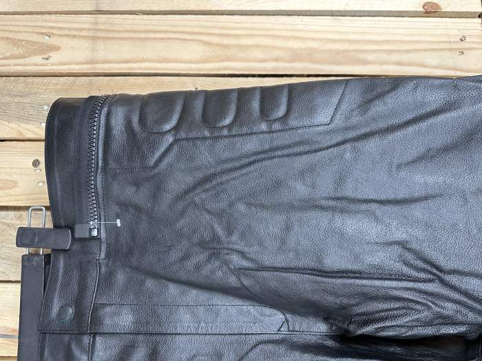 PANTALON T-2XL DE CUERO PARA MOTO GARIBALDI