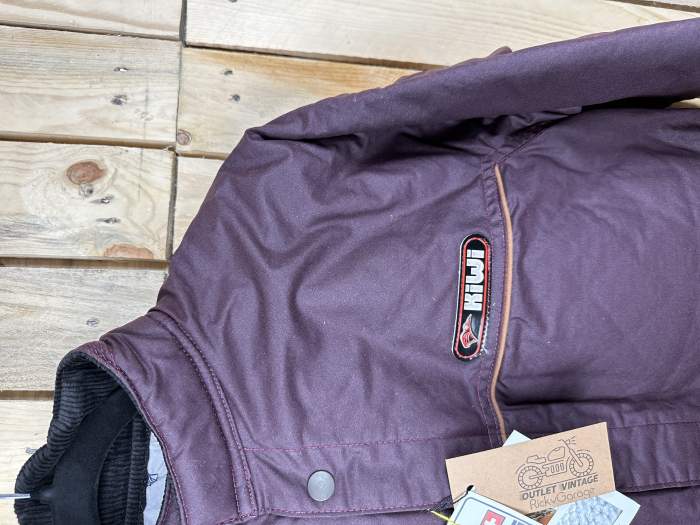 CHAQUETA T-M IMPERMEABLE KIWI GRASA BURDEOS