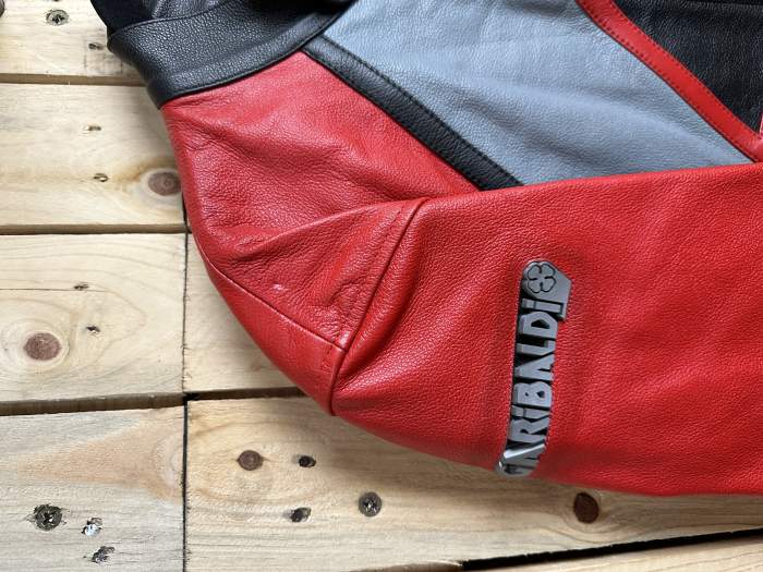 CHAQUETA T-M DE MOTO GARIBALDI ROJO 50
