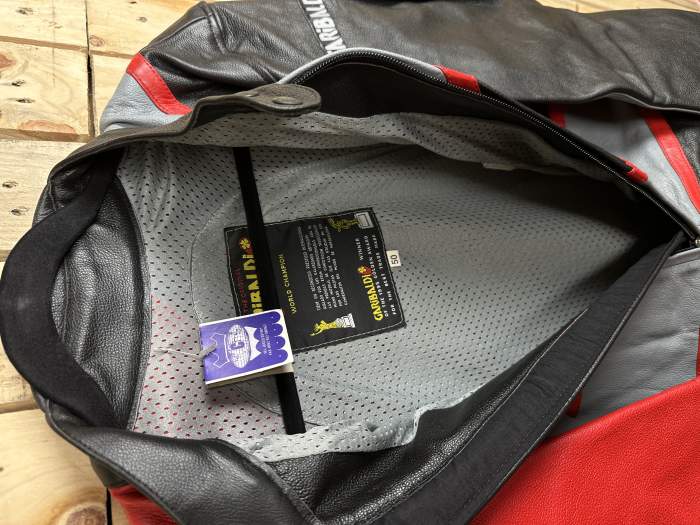 CHAQUETA T-M DE MOTO GARIBALDI ROJO 50