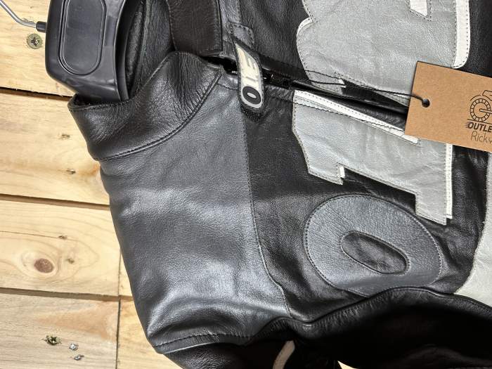 CHAQUETA T-S DE MOTO GARIBALDI O1E NEGRA
