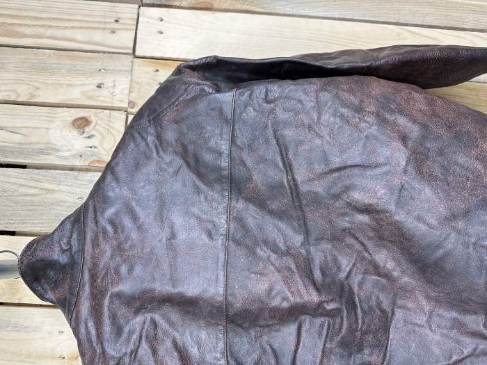 CHAQUETA T-S DE CUERO GASTADO GARIBALDI 3