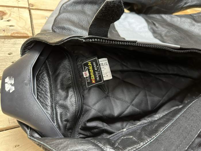 CHAQUETA T-S DE MOTO GARIBALDI MUJER NEGRA 2