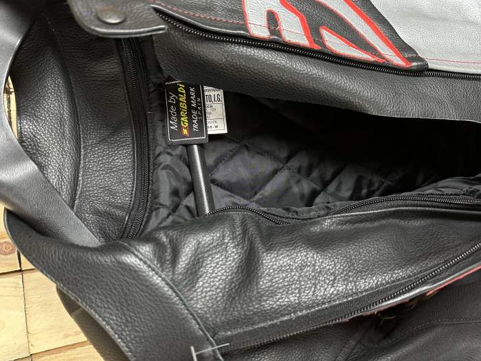 CHAQUETA T-M DE MOTO GARIBALDI ROJO JOROBA 50