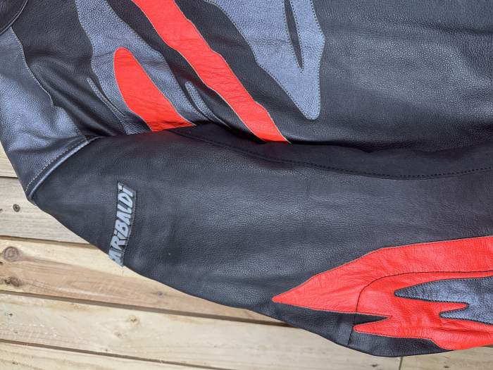 MONO T-M 2 PIEZAS COMPETICION GARIBALDI NEGRO