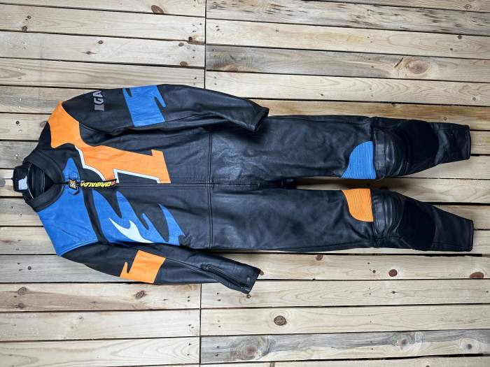 MONO T-M 2 PIEZAS COMPETICION GARIBALDI NEGRO 3