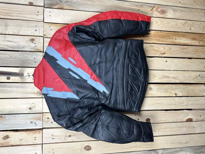 CHAQUETA T-M MOTO GARIBALDI ROJO 50