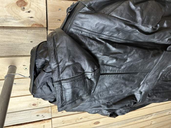 CHAQUETA T-M MUJER GARIBALDI CUERO NEGRO