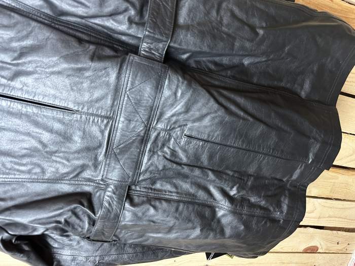 CHAQUETA T-M MUJER GARIBALDI CUERO NEGRO