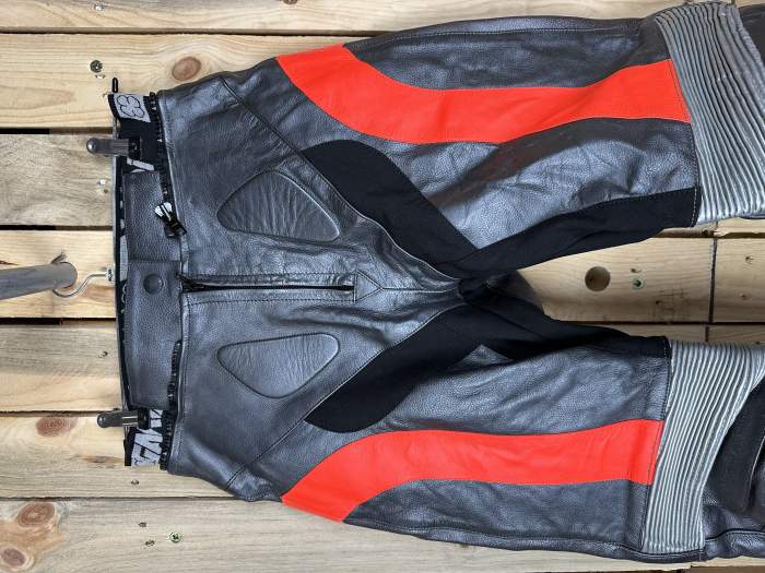 PANTALON T-S DE MOTO COMPETICION GARIBALDI 44
