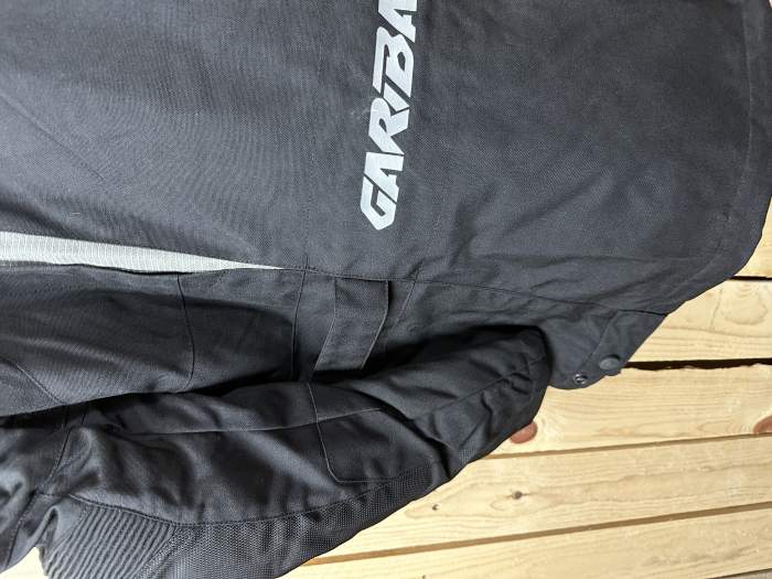CHAQUETA T-M DE MOTO NEGRA ARROW GARIBALDI