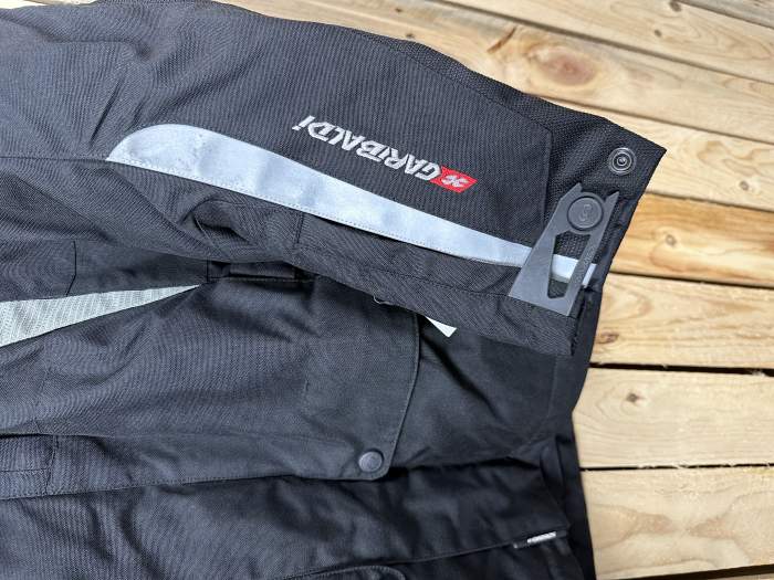 CHAQUETA T-M DE MOTO NEGRA ARROW GARIBALDI