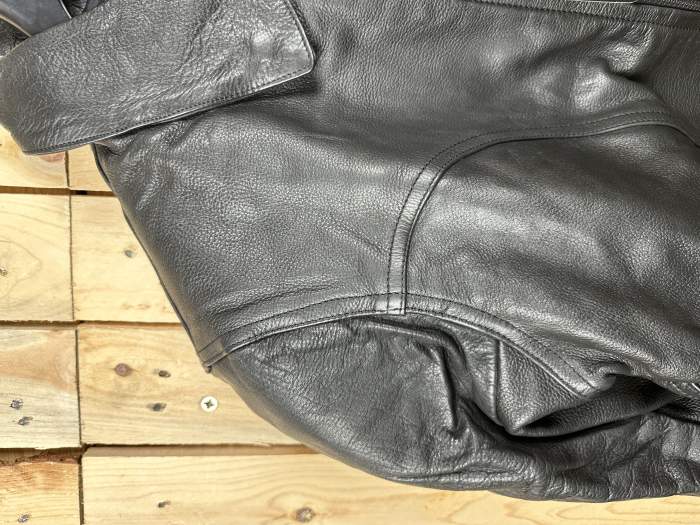 CHAQUETA T-M CASUAL CUERO NEGRO GARIBALDI