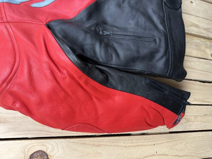 CHAQUETA T-L MOTO GARIBALDI ROJO 54