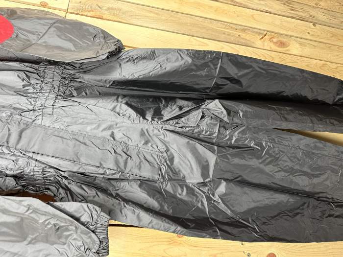 MONO T-M DE LLUVIA IMPERMEABLE GARIBALDI ROJO