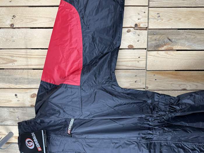 MONO T-M DE LLUVIA IMPERMEABLE GARIBALDI ROJO