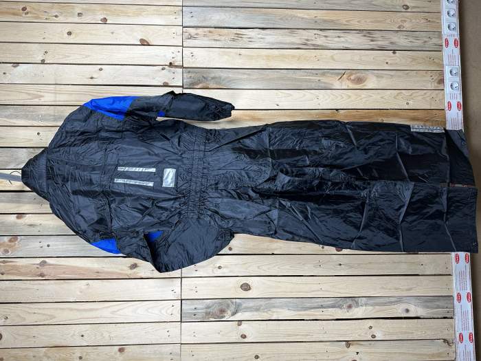 MONO T-M DE LLUVIA IMPERMEABLE GARIBALDI AZUL