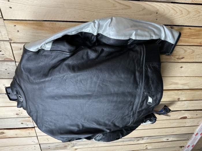 CHAQUETA T-L DE MOTO GARIBALDI O1E NEGRA 2