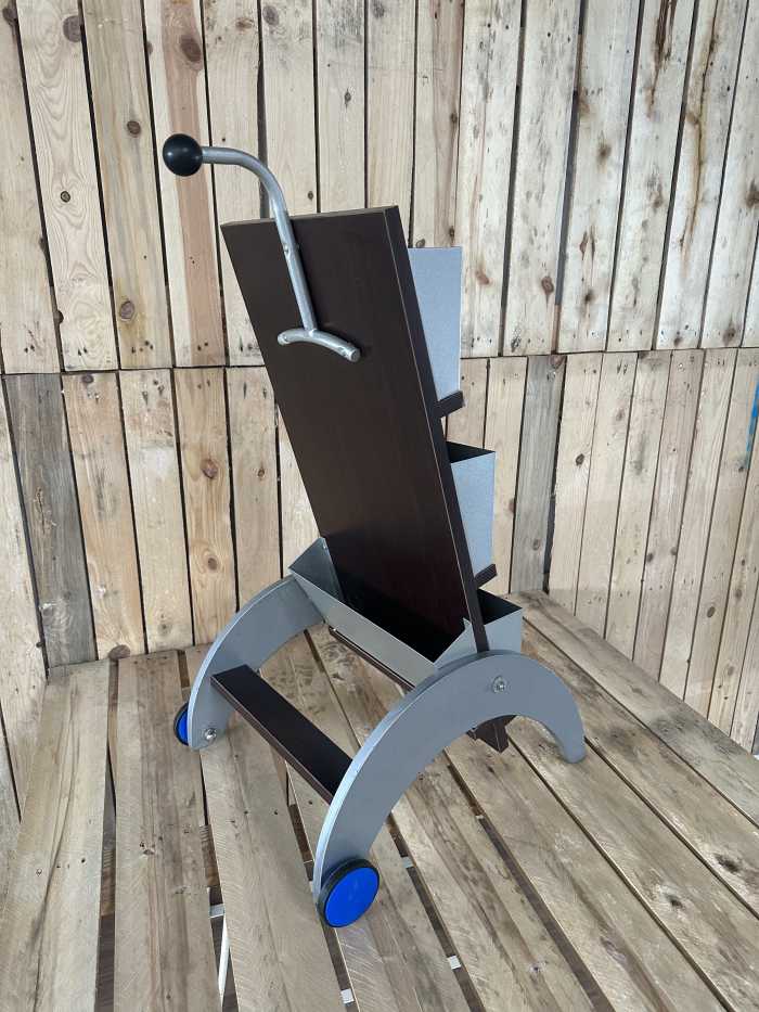 REVISTERO WENGUE CON RUEDAS L05 - QrBox.es