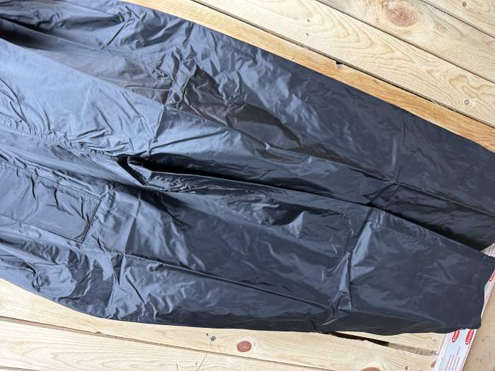 MONO T-S LLUVIA IMPERMEABLE GARIBALDI ROJO 2