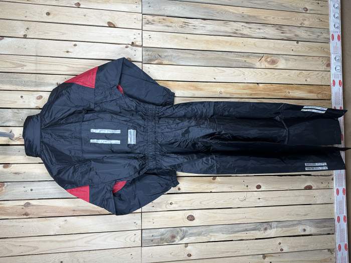 MONO T-S LLUVIA IMPERMEABLE GARIBALDI ROJO 2