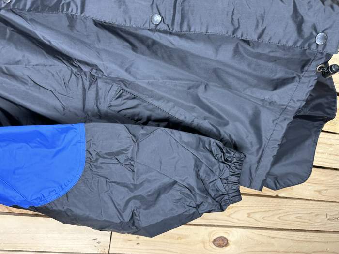 CHAQUETA T-M CORTAVIENTOS IMPERMEABLE AZUL