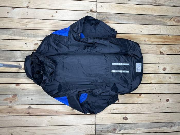 CHAQUETA T-M CORTAVIENTOS IMPERMEABLE AZUL