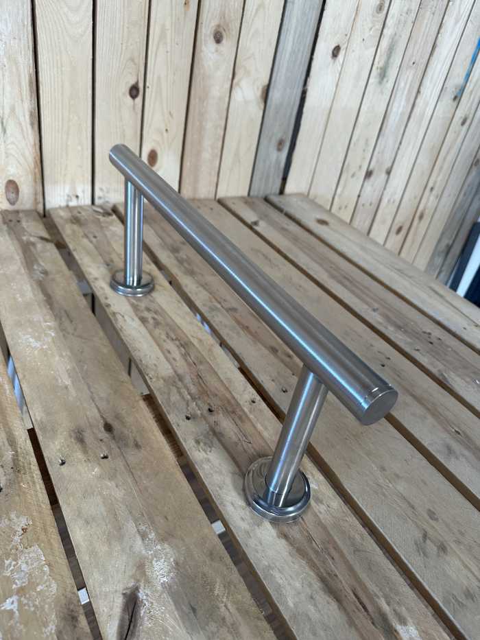 REPOSAPIES XXL CROMADO SIN BASE - QrBox.es