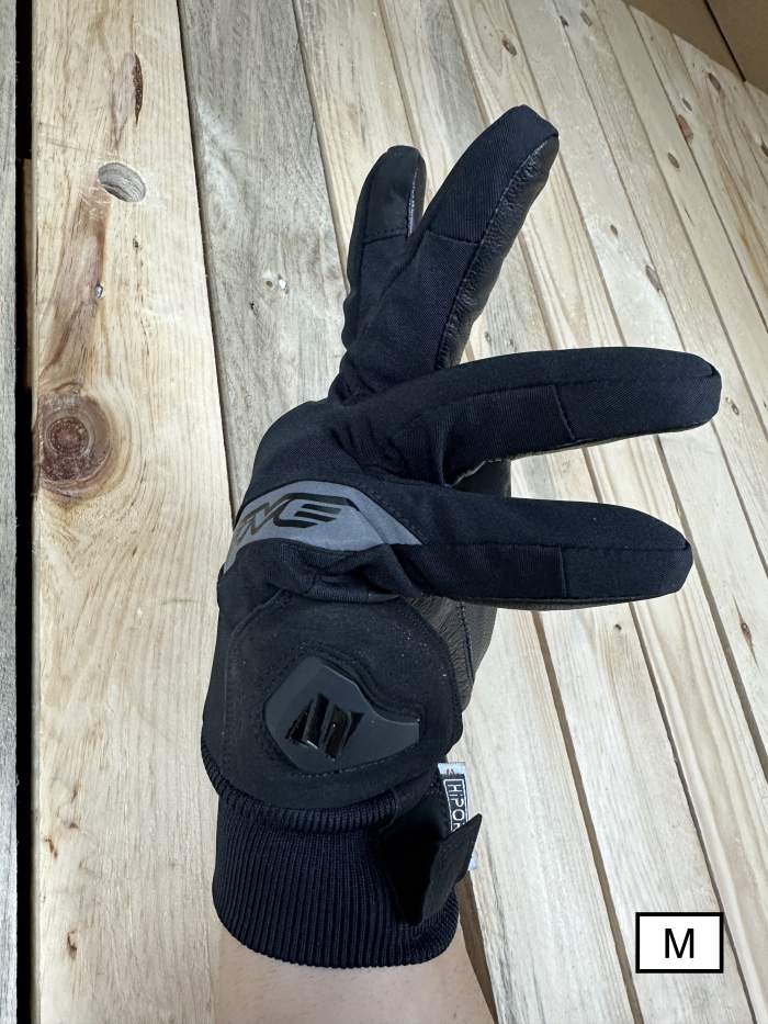 Guantes T-M Five WFX Frost Negro 1