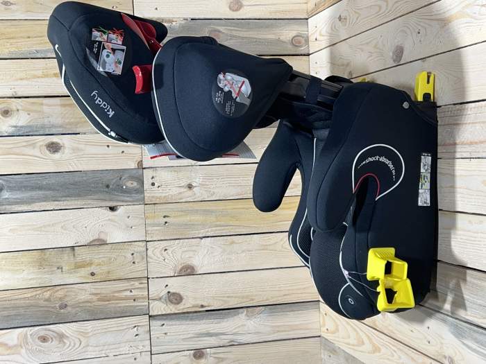 SILLA DE COCHE CRUISERFIX PRO BLACK - QrBox.es