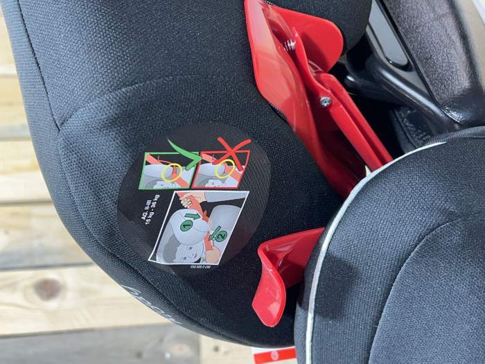 SILLA DE COCHE CRUISERFIX PRO BLACK - QrBox.es