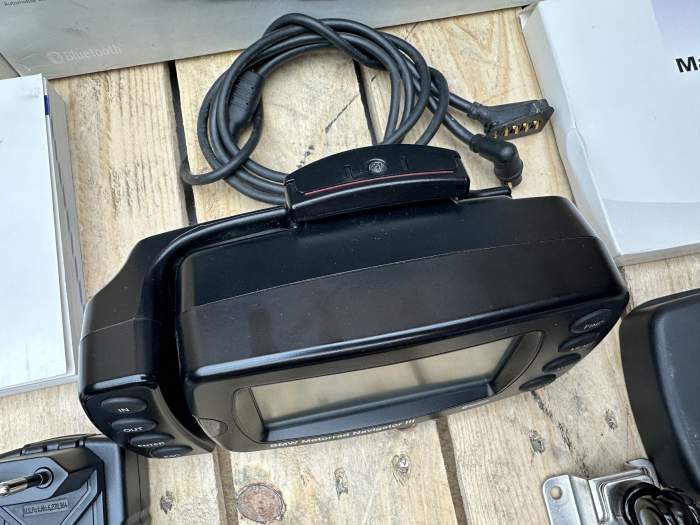 BMW NAVIGATOR III PLUS – REF. 72 60 7 698 120