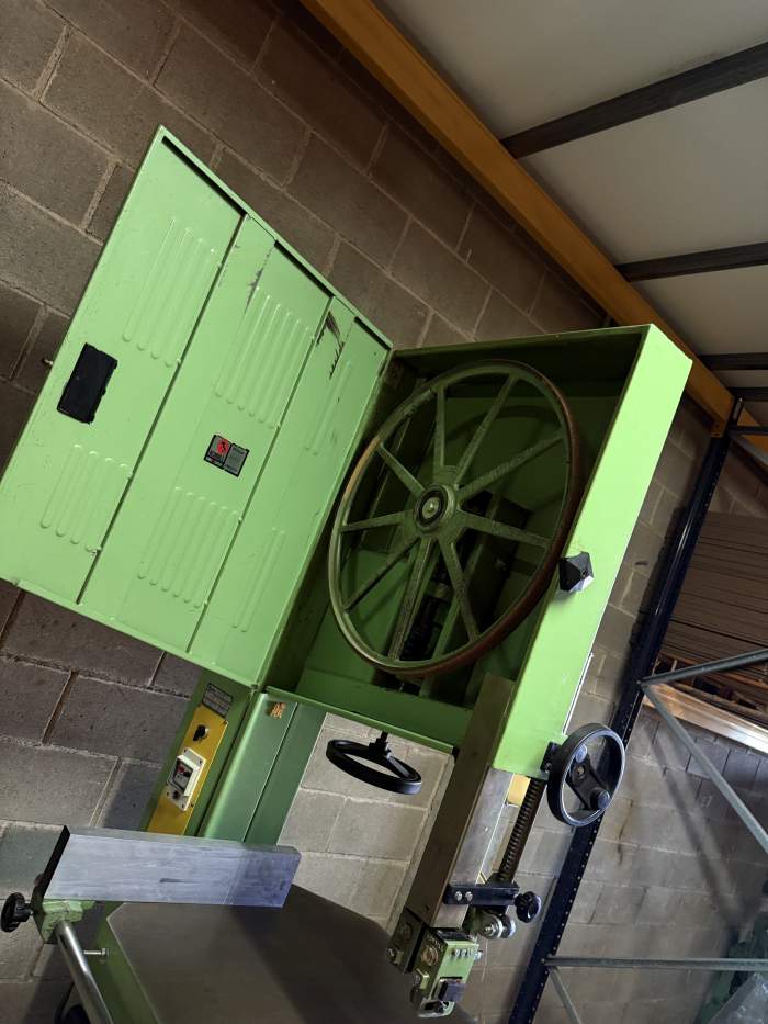 SIERRA INDUSTRIAL SIPA 700AC 380V