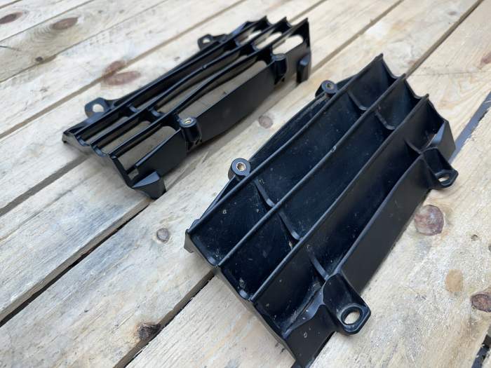 TAPAS RADIADOR HUSQVARNA 450 19-23